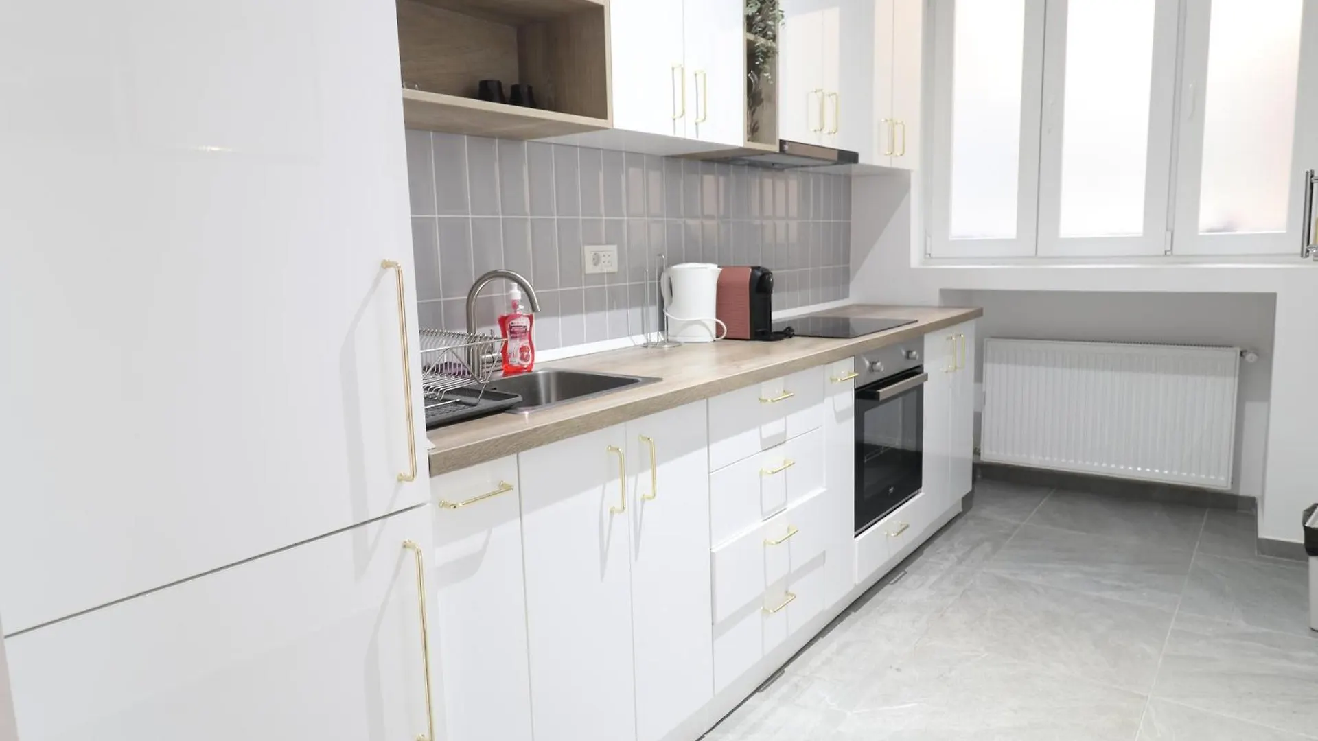 Old Town Bucharest Apartment Poiana 7