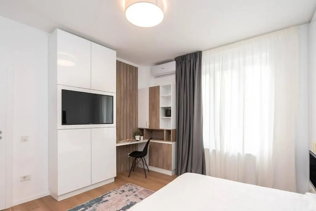 Old Town Bucharest Apartment Poiana 7